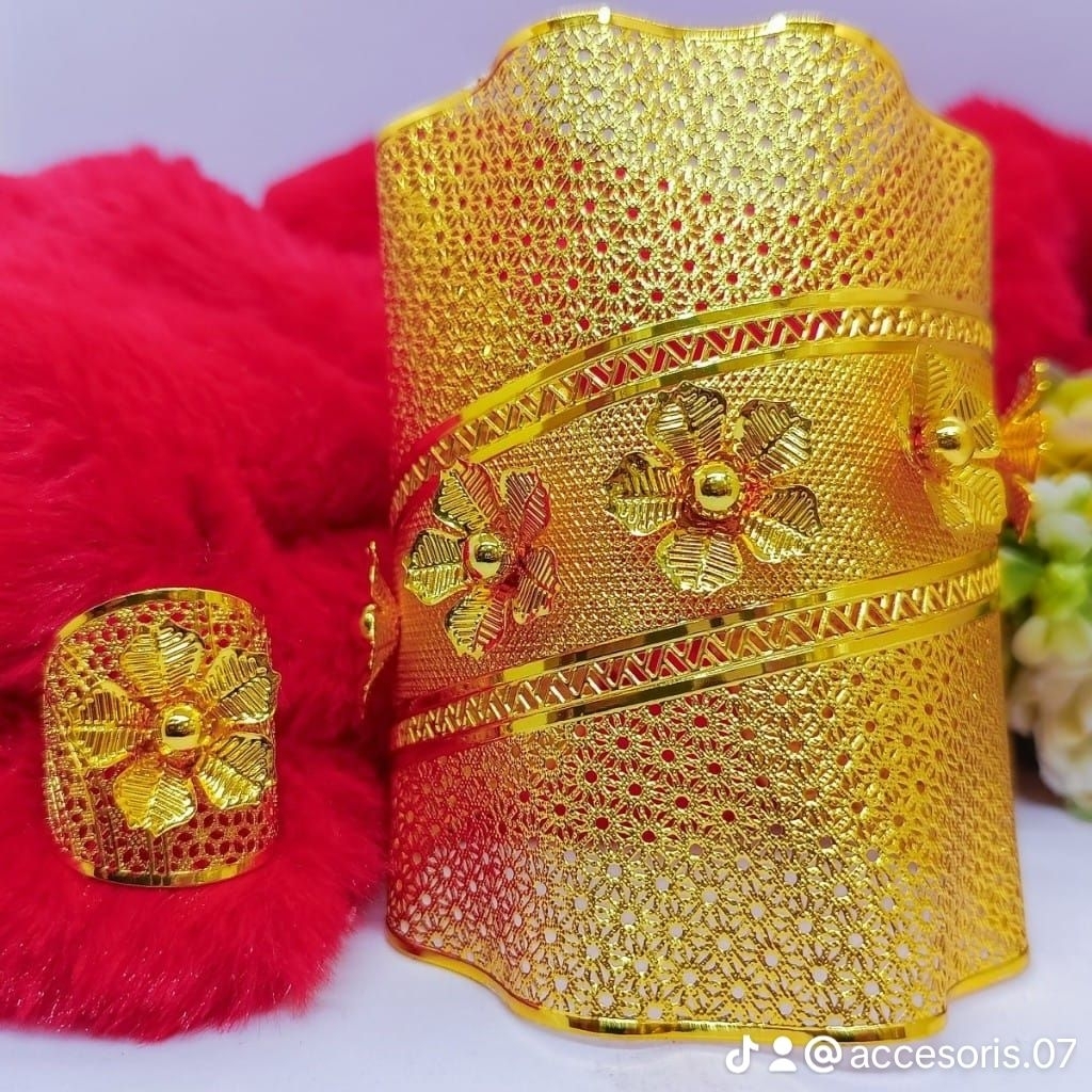 GELANG BUNGA KENDARI PANJANG PERHIASAN DUBAI TERBARU FREE CINCIN