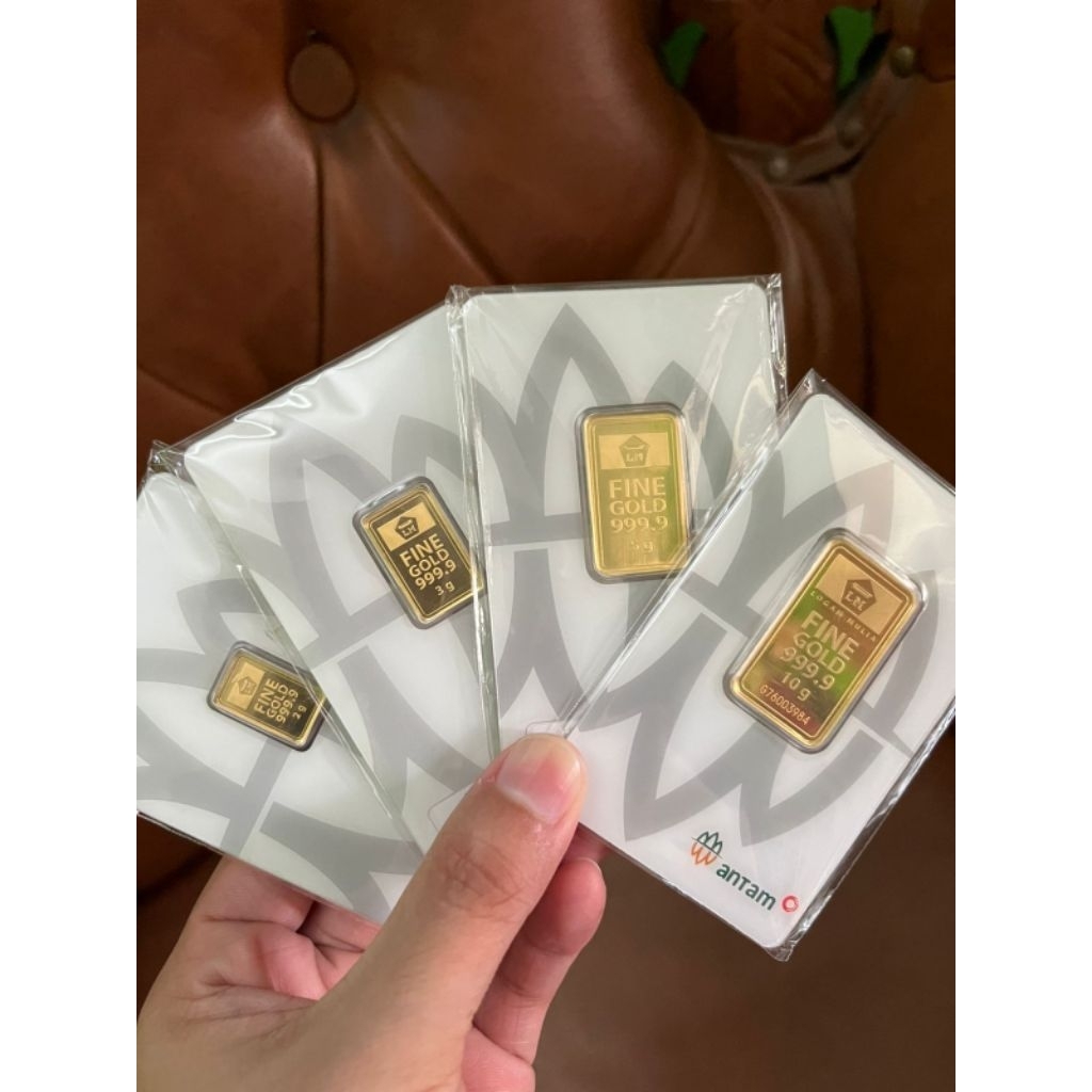 Emas Antam Logam Mulia 10 Gram Desain Retro Berdiri
