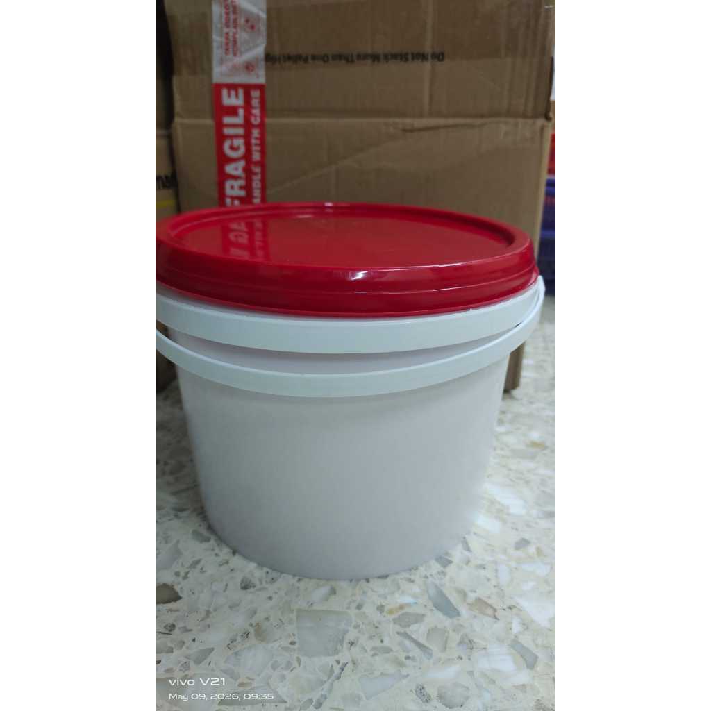 Ember Bekas Plastik 5kg Dengan Tutup