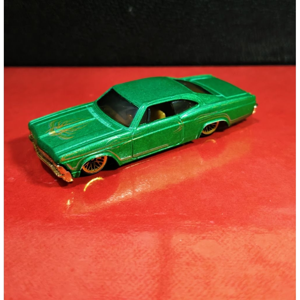 Hot Wheels 65 Impala Pinstripe Power Series Mattel