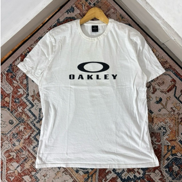KAOS OAKLEY PUTIH