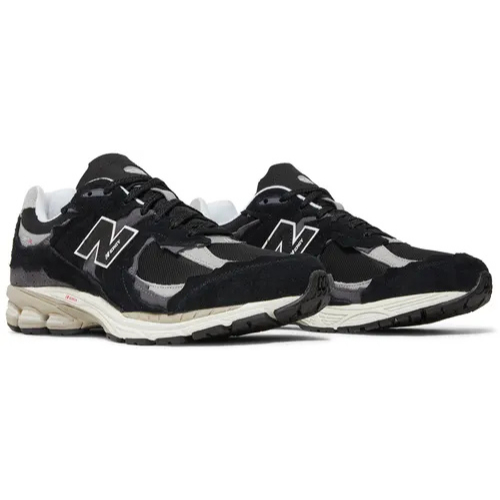 Sepatu NB 2002R Black Grey