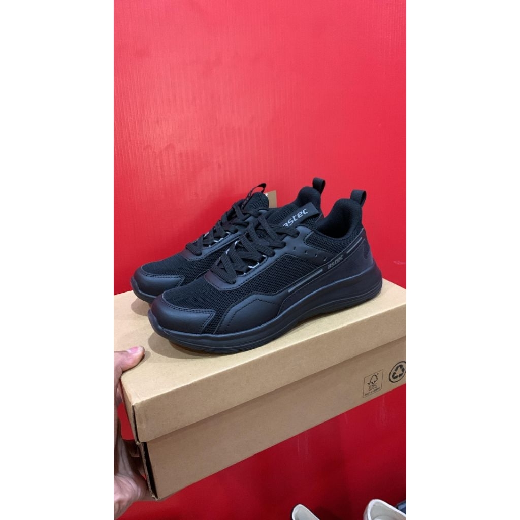 Astec sepatu sneakers hitam size 39