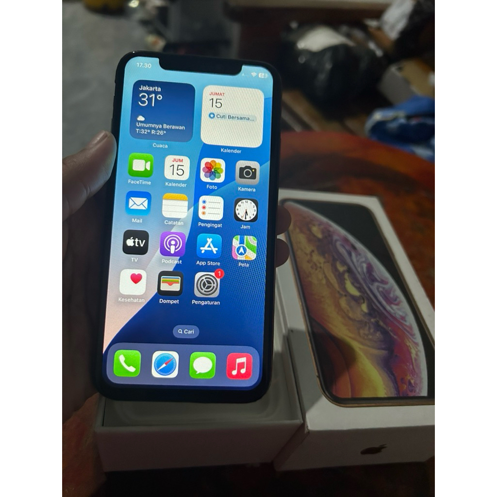 iphone xs 64gb