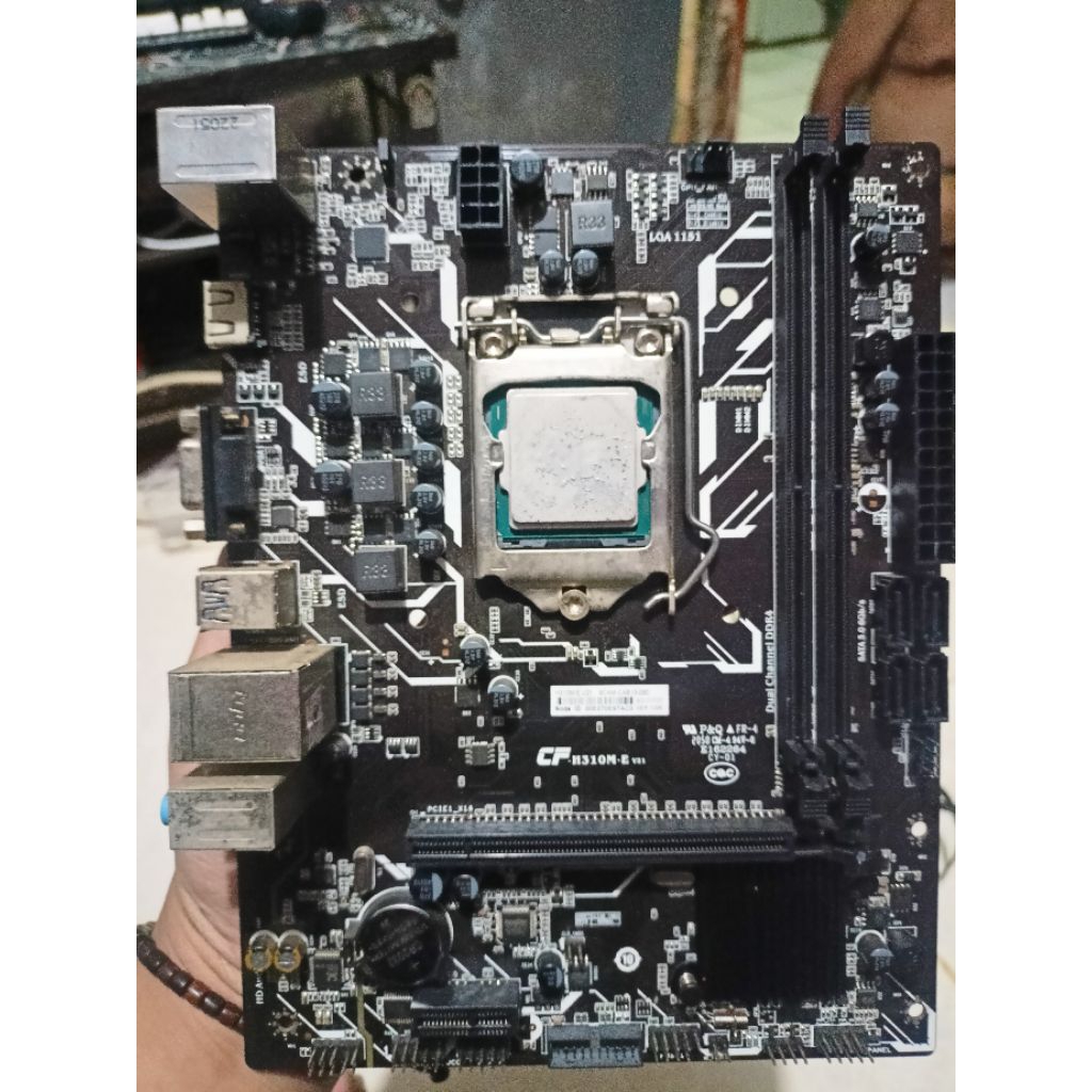 MOBO Colorful DDR4 LGA 1151 + Processor I3 gen 6