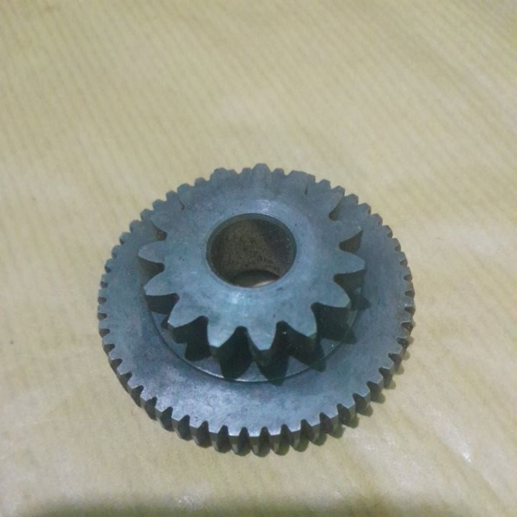 Gear gigik starter idle kecil suzuki satria FU 150 spin125. 15T+55T original
