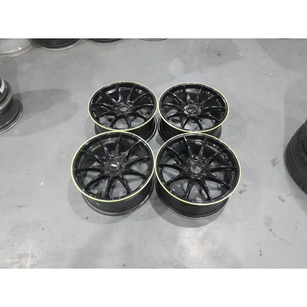 Velg bekas oz racing ring 17 H5x114 cocok innova xpander rush terios hrv crv dll