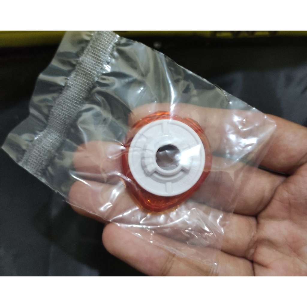 Ratchet 1 60 UX 13 Original Takara Tomy Beyblade X
