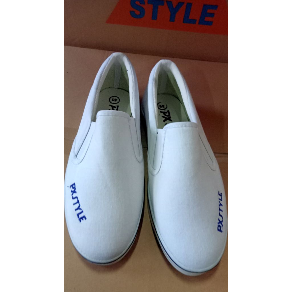 sepatu kanvas PX style 179