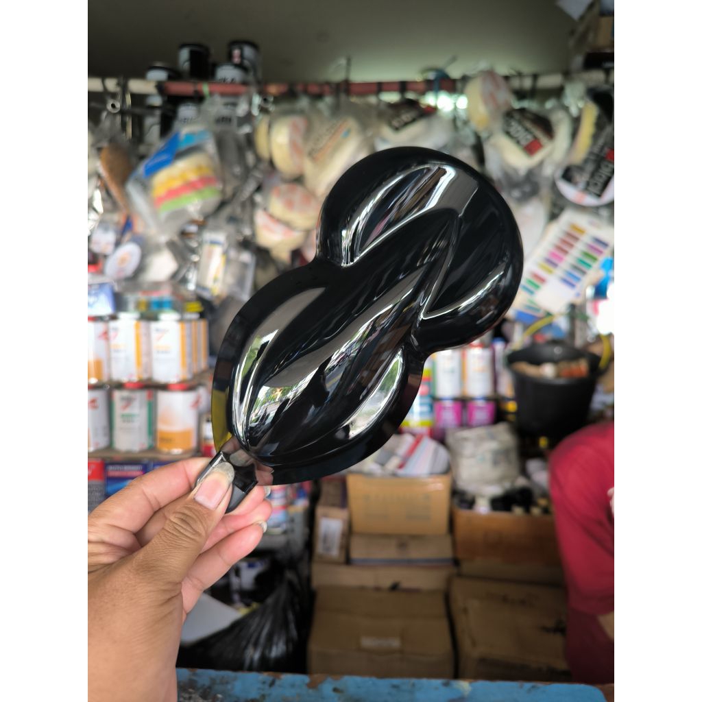 Cat Hitam PU, Cat Super Black, Hitam Glossy dan Hitam Doff PU