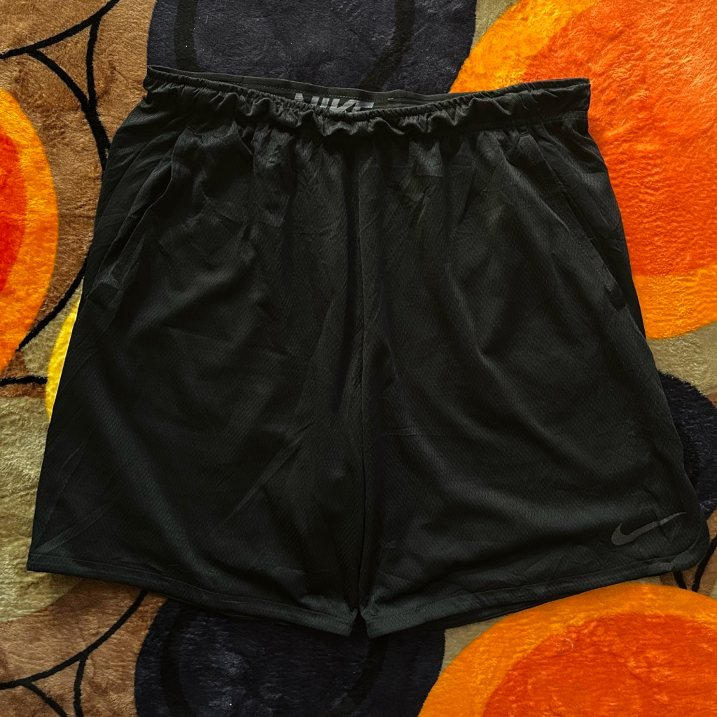 short nike sports running