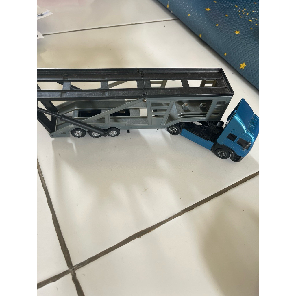 preloved elc truck pengangkut