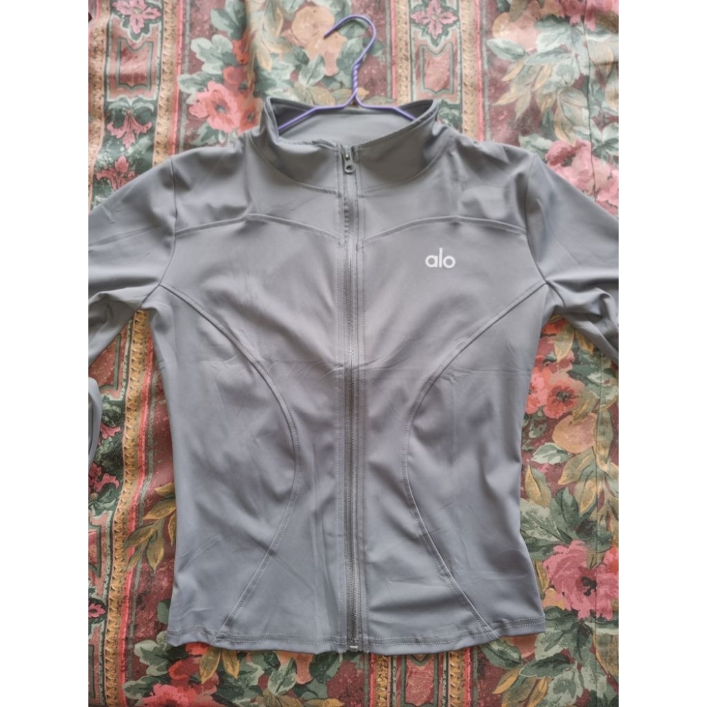 ALO Yoga Slim Fit Full Zip Jacket