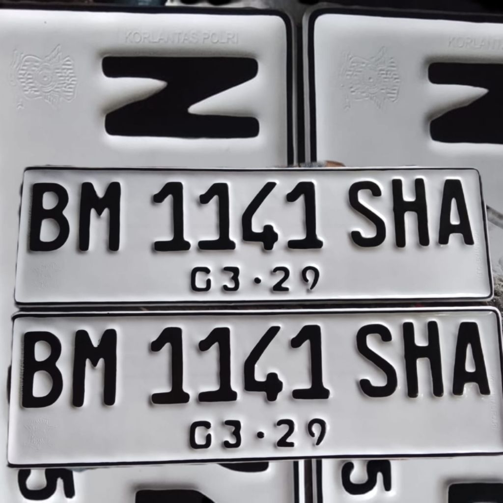 variasi plat mobil font baru putih/standar putih/standar hitam depan blakang