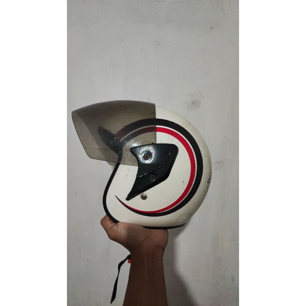 helm Scoopy helm Honda Scoopy lama ukuran kecil