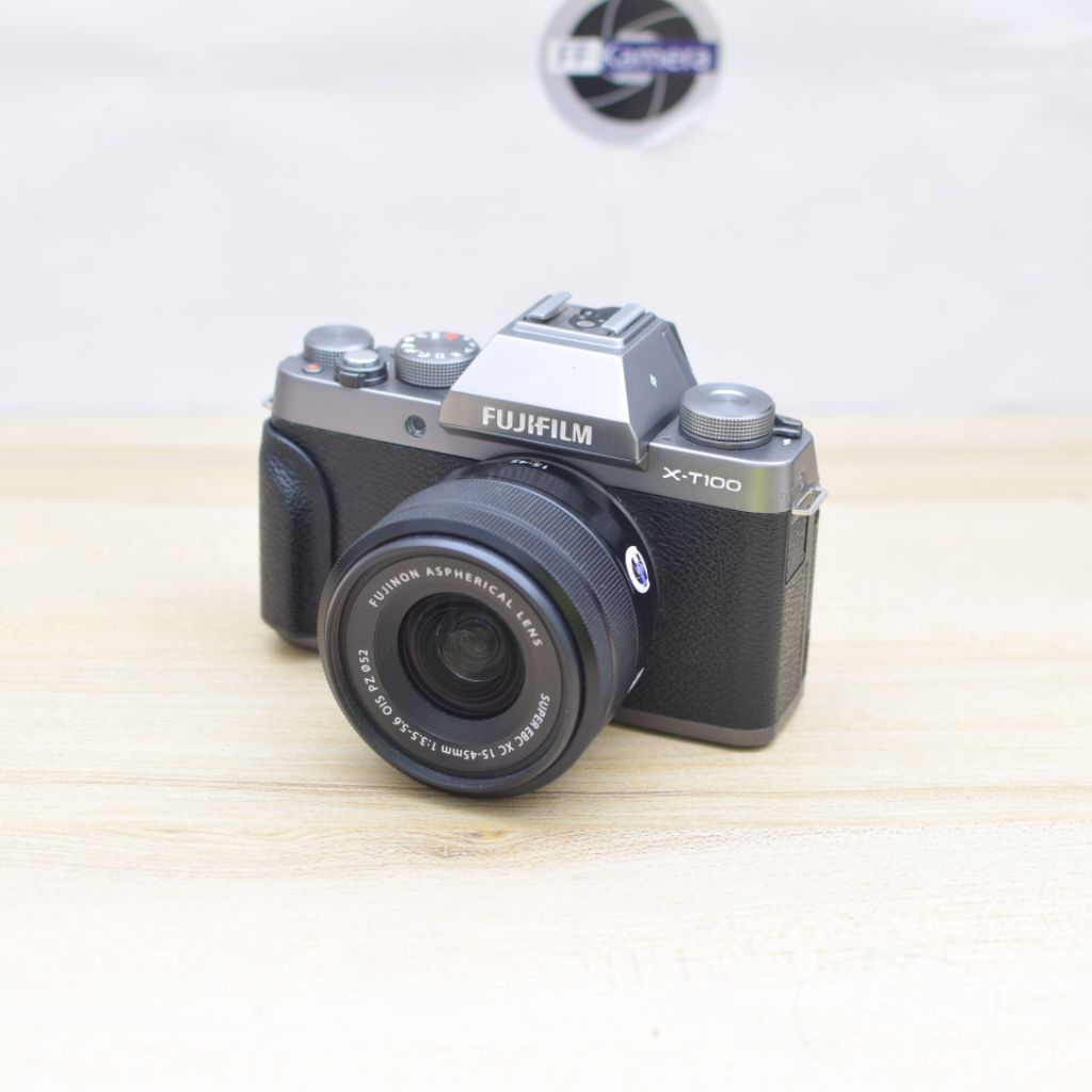Fujifilm XT100 Lensa kit 15-45mm Kamera Mirrorless murah