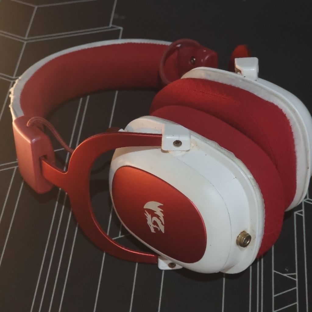 Redragon H510 Zeus 2 Gaming Headsets