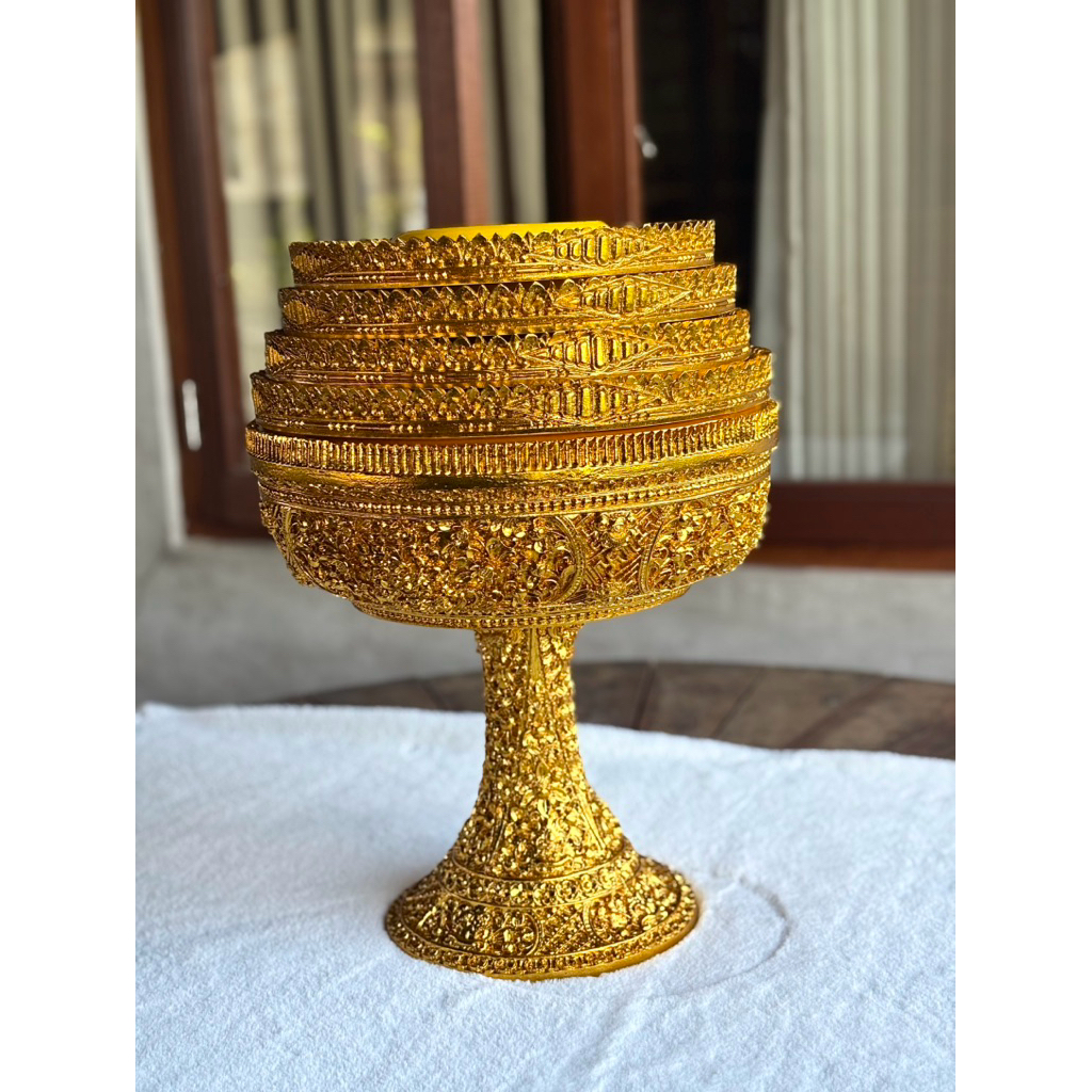 Dulang Genitri 32 cm Susun 4 Full Gold Season 4 Bahan Fiber Motif Daun Manggis