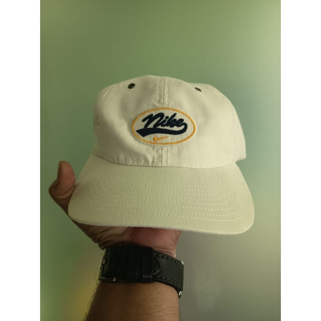 Topi Nike Vintage 90's