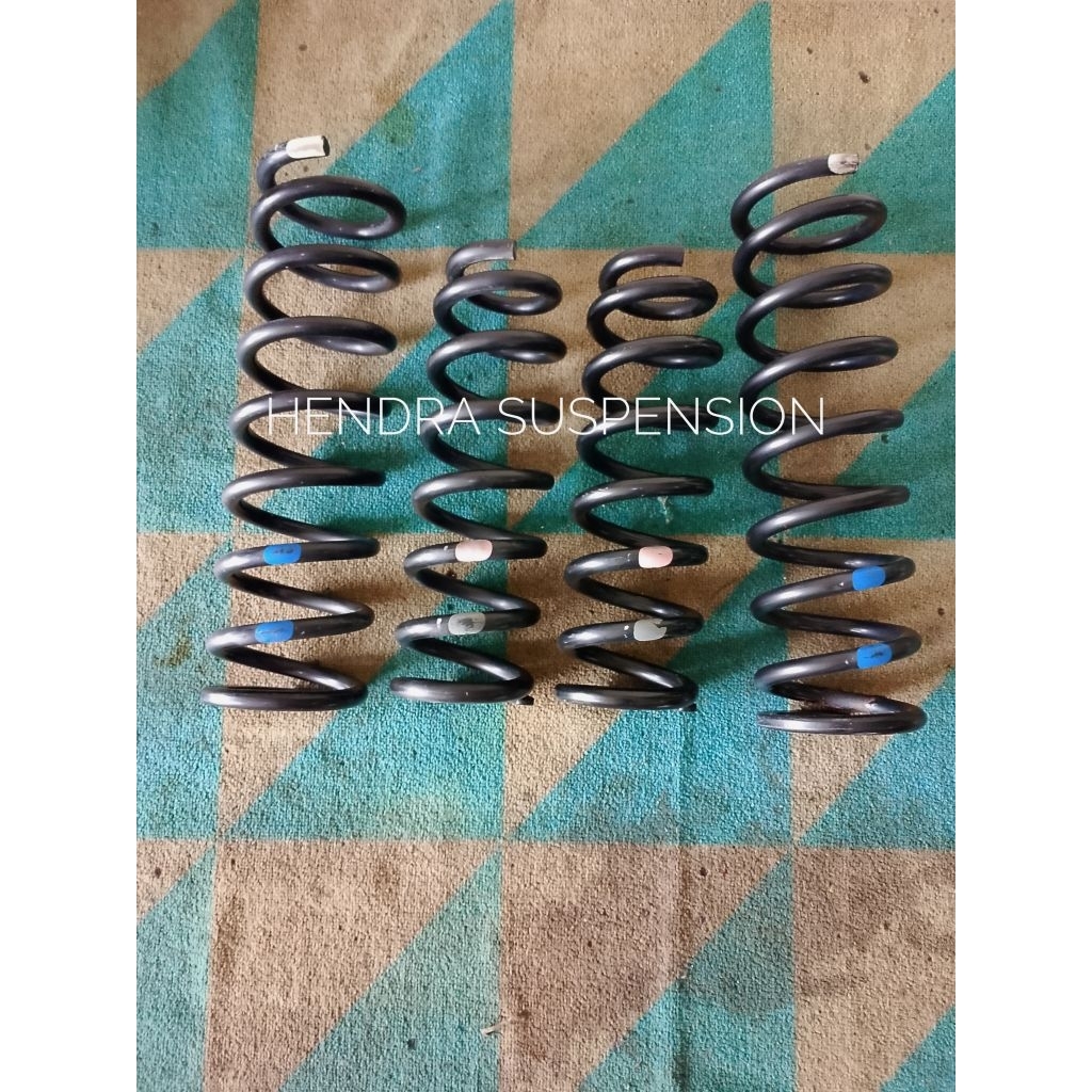 per Fortuner vnt G depan belakang original