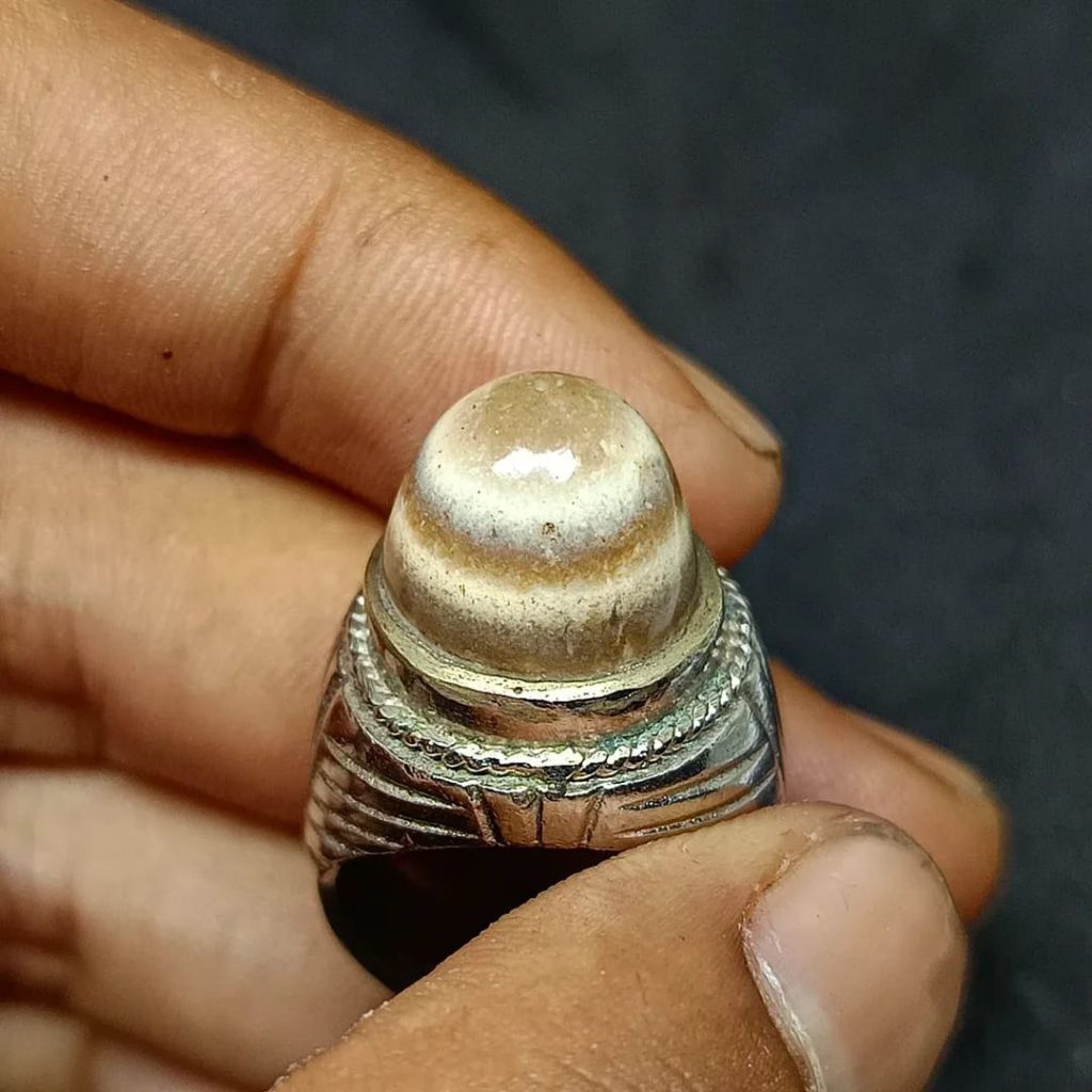 BATU AKIK SULAIMAN PUSER ANTIK (ASLI ALAM)