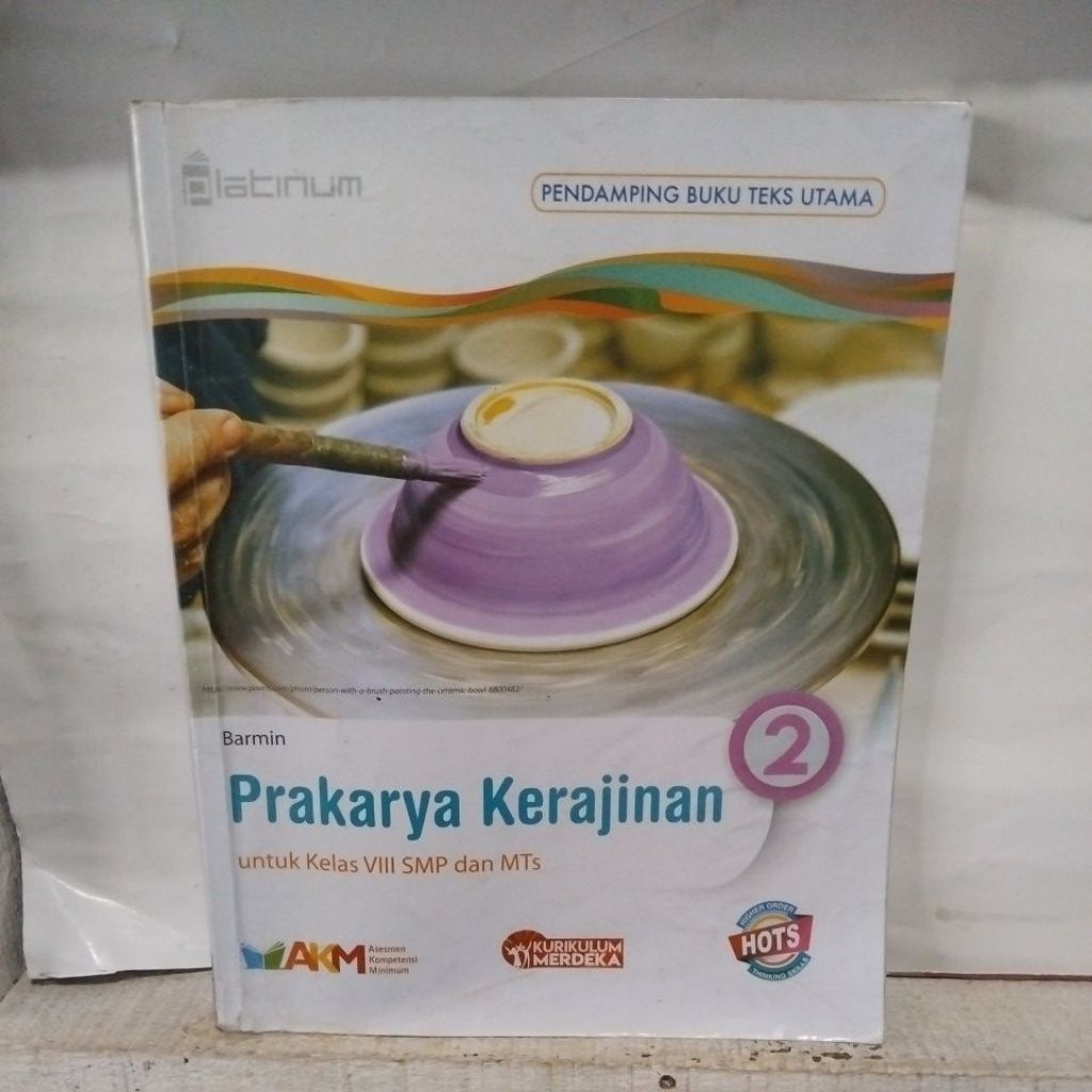 buku prakarya kerajinan untuk kelas 8 SMP dan MTS Kurikulum merdeka AKM