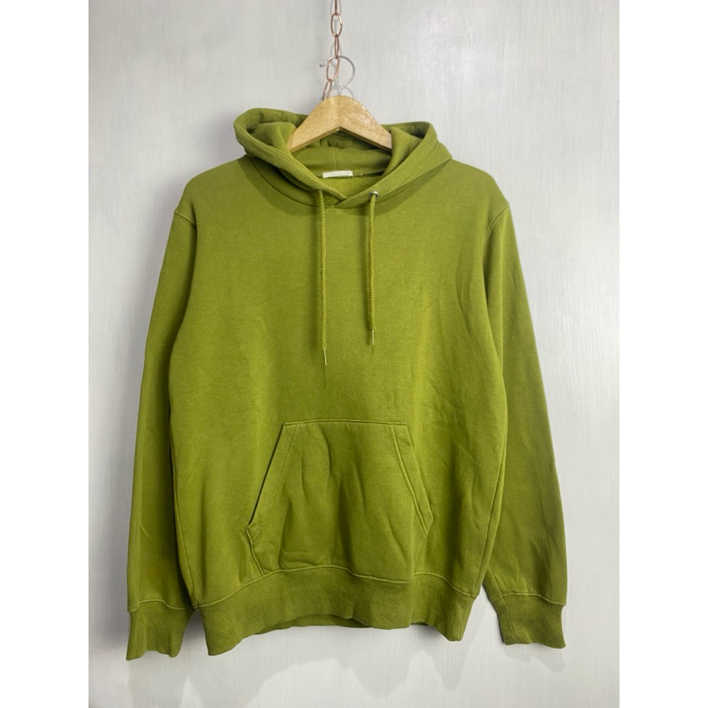 hoodie uniqlo Gu second