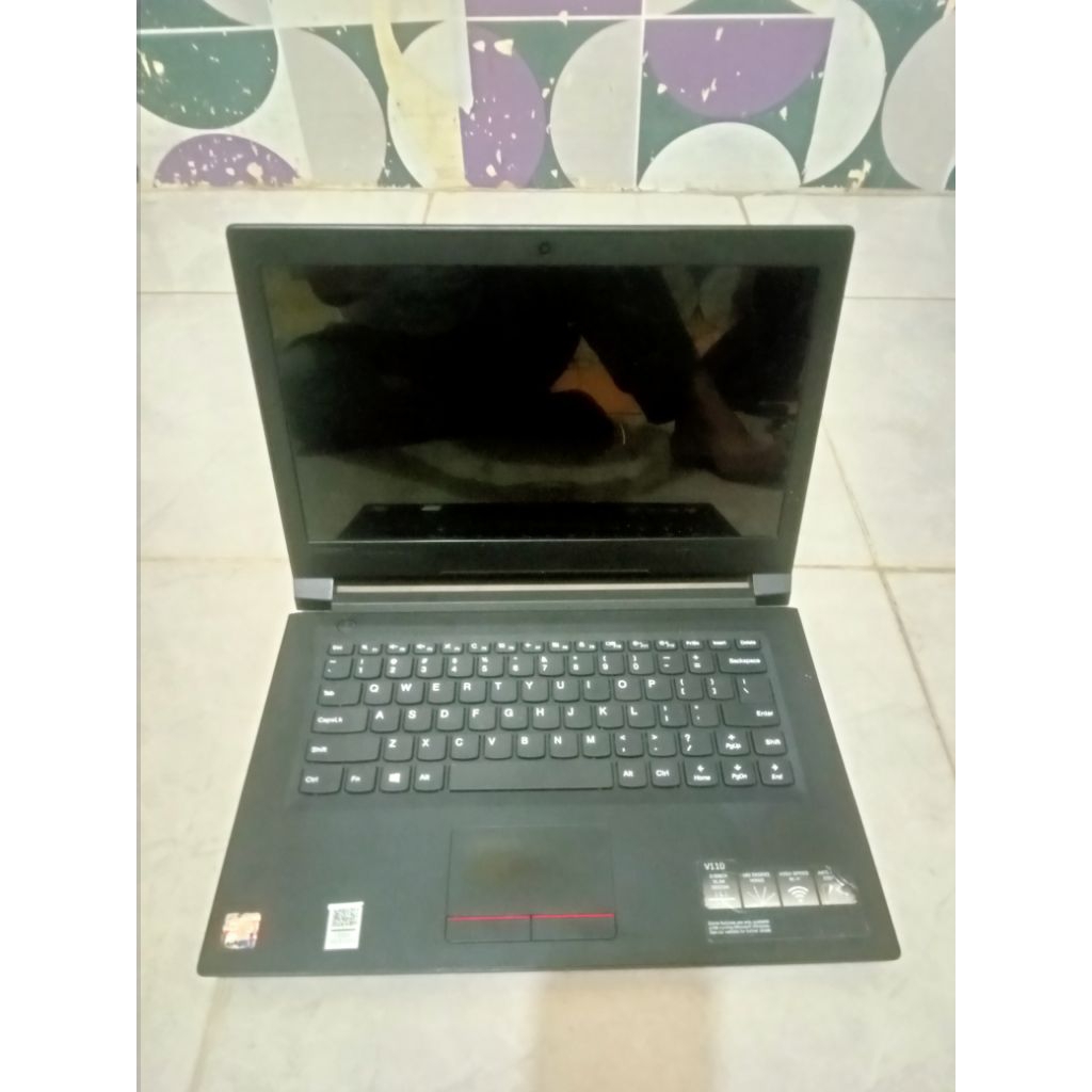 LAPTOP LENOVO V110 INTEL CELERON N3350 MEMORI DDR3 4GB SSD SATA 256GB LAYAR 14IN NORMAL