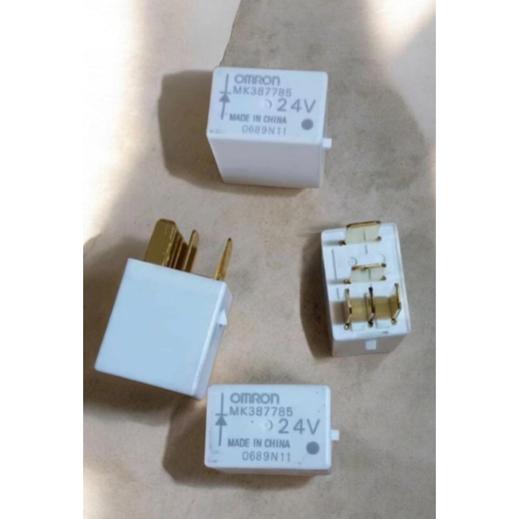 Relay power atau relay omron 24volt kaki 5 ps canter 125 turbo asli