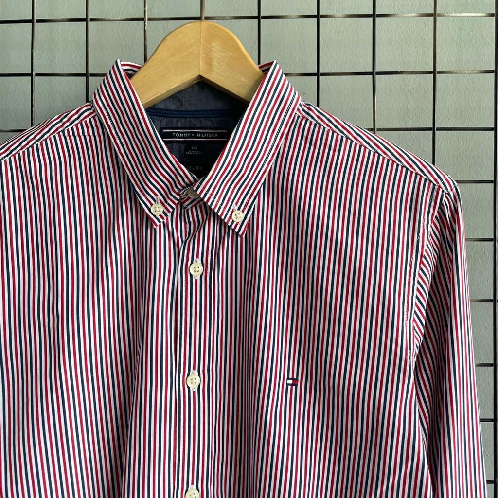 Tommy Hilfiger Stripe Shirt / Kemeja Pria Salur Tommy Hilfiger