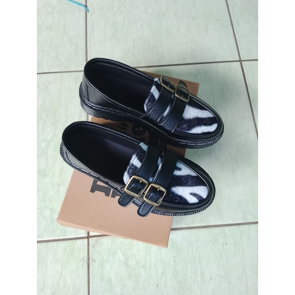 sepatu lovers Dokmar pria wanita Spenny motif zebra pormal casuall