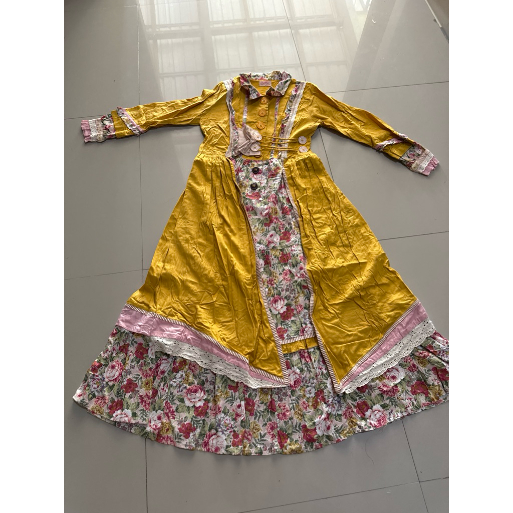preloved gamis Esme