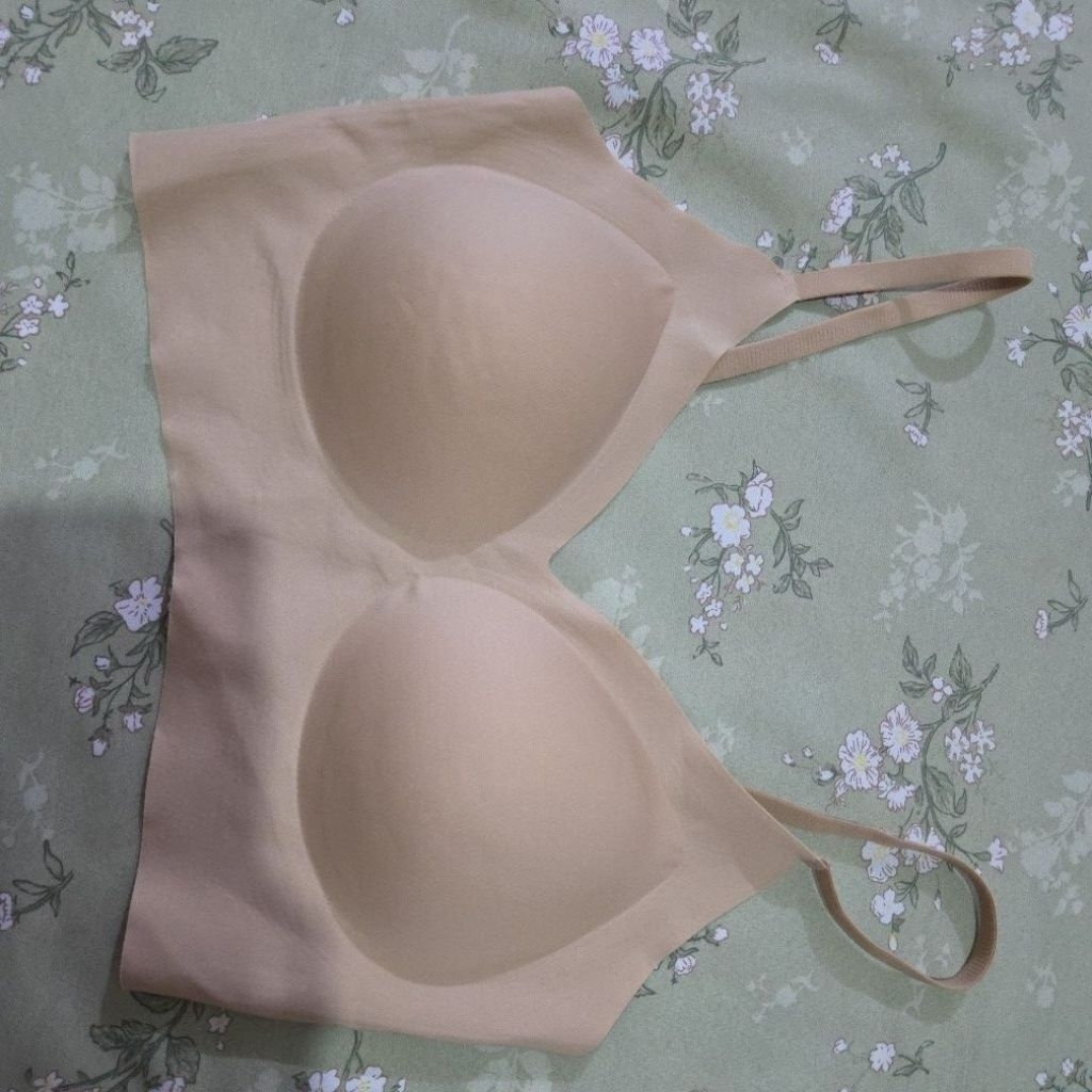 [Preloved tapi masih baru] Joybasic Second Skin Bra Seamless Soft [Tali bahu adjustable, warna cream