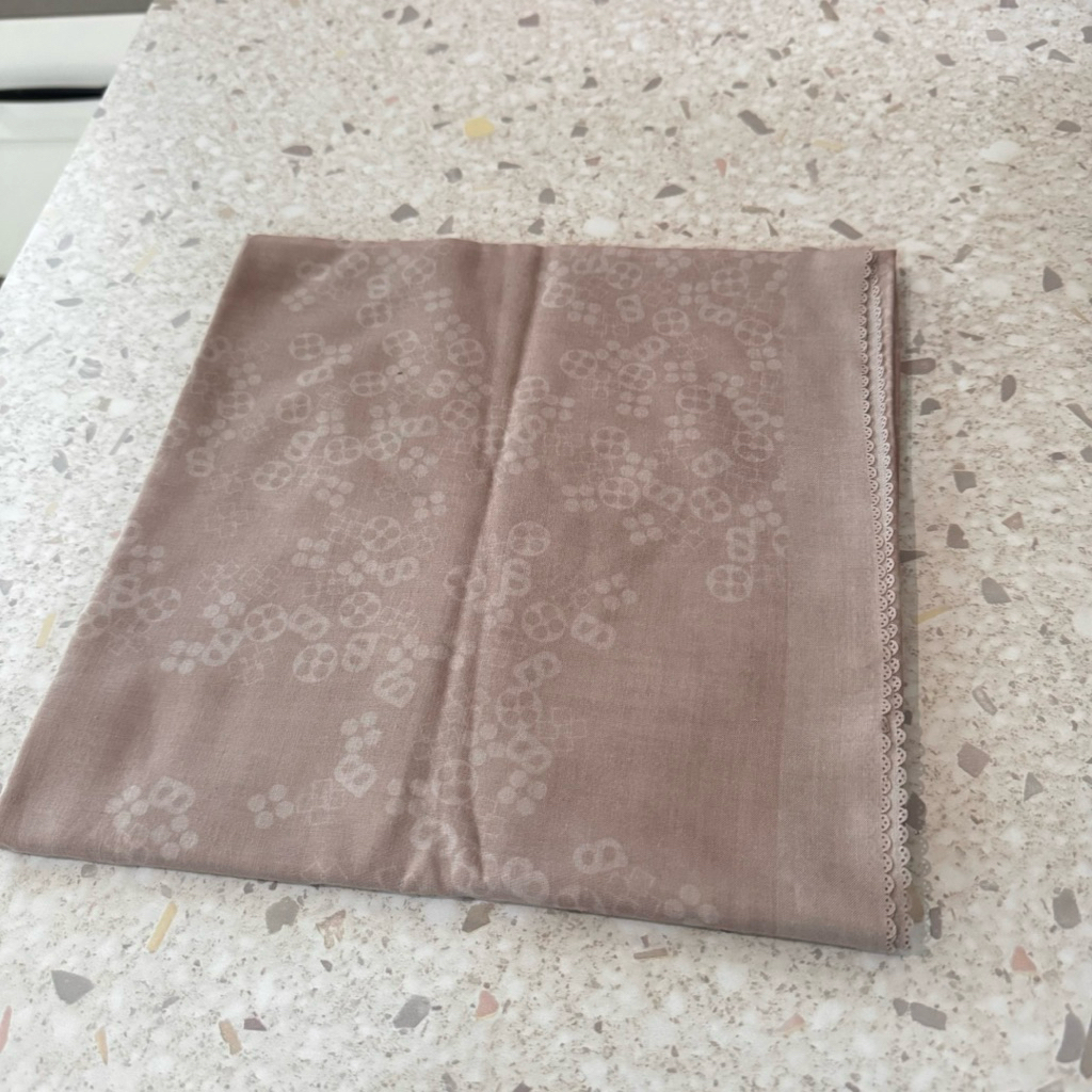 preloved buttonscarves scramble