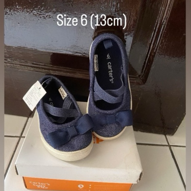 Sepatu anak perempuan Branded