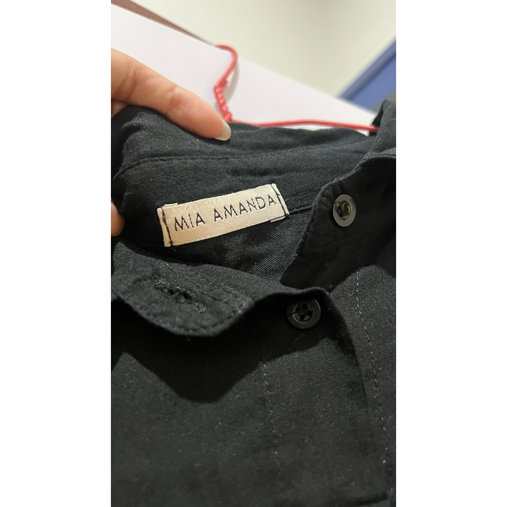 preloved kemeja hitam
