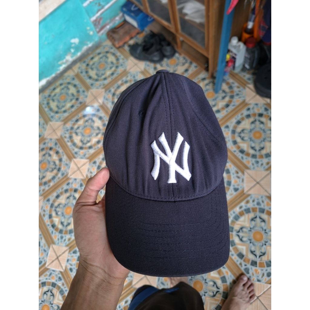 Topi MLB Newyork Build Up