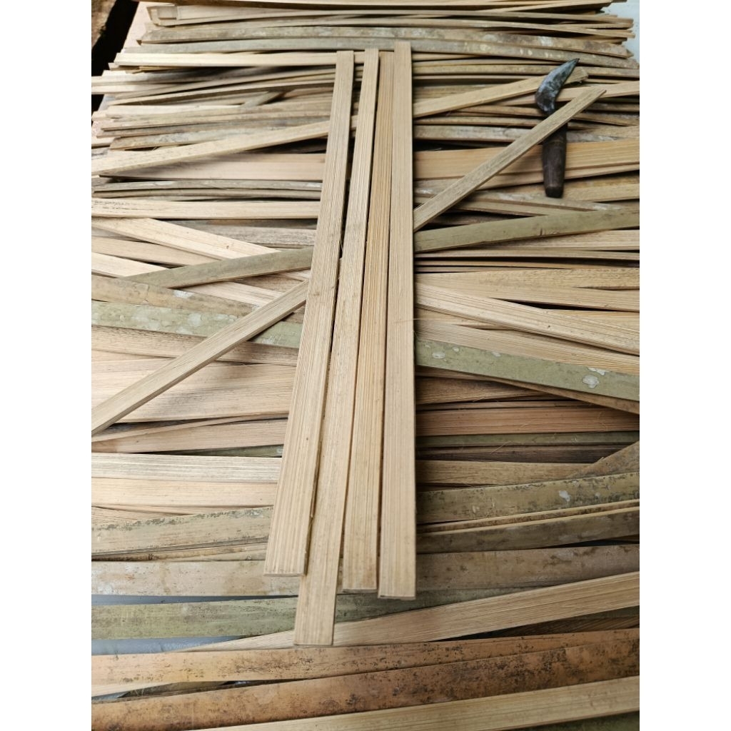 GEPENGAN / KEPINGAN BAMBU PETUNG BAHAN LAYANGAN, BAMBU PETUNG SUPER TUA PAKET 20 KEPING((panjang 50-