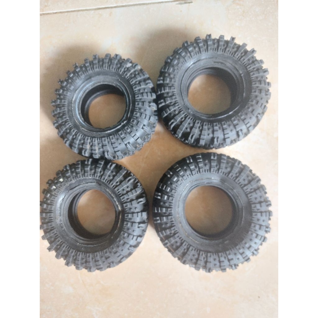 Ban RC ex RGT empuk ring 1.9 bekas PnP ke ring 2.2