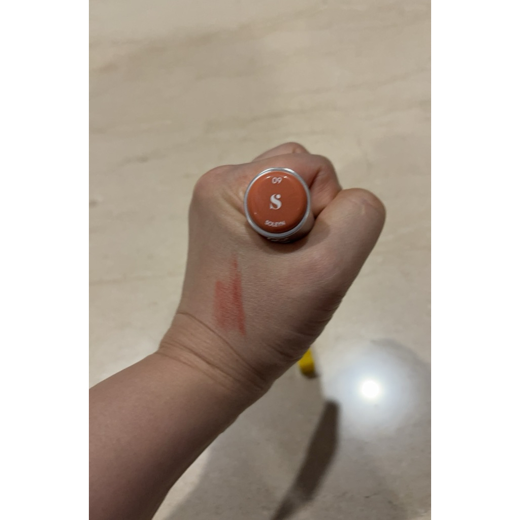 Preloved lipstick