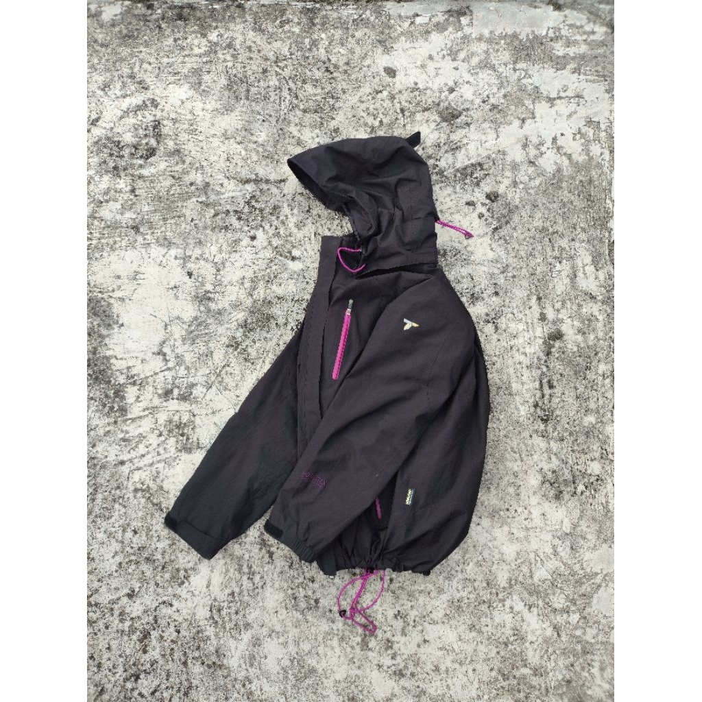 Jakett Columbia Titanium Gorpcore Goretex