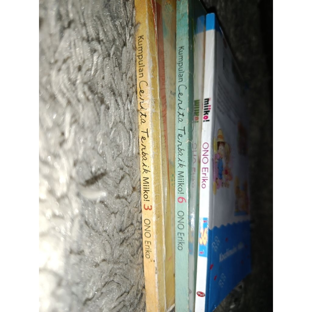 Preloved/Komik Bekas Hai Miiko Original