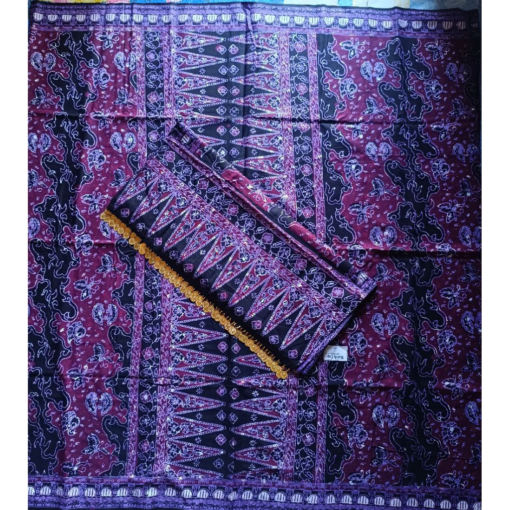 kain batik Jambi ori, ronce koin emas