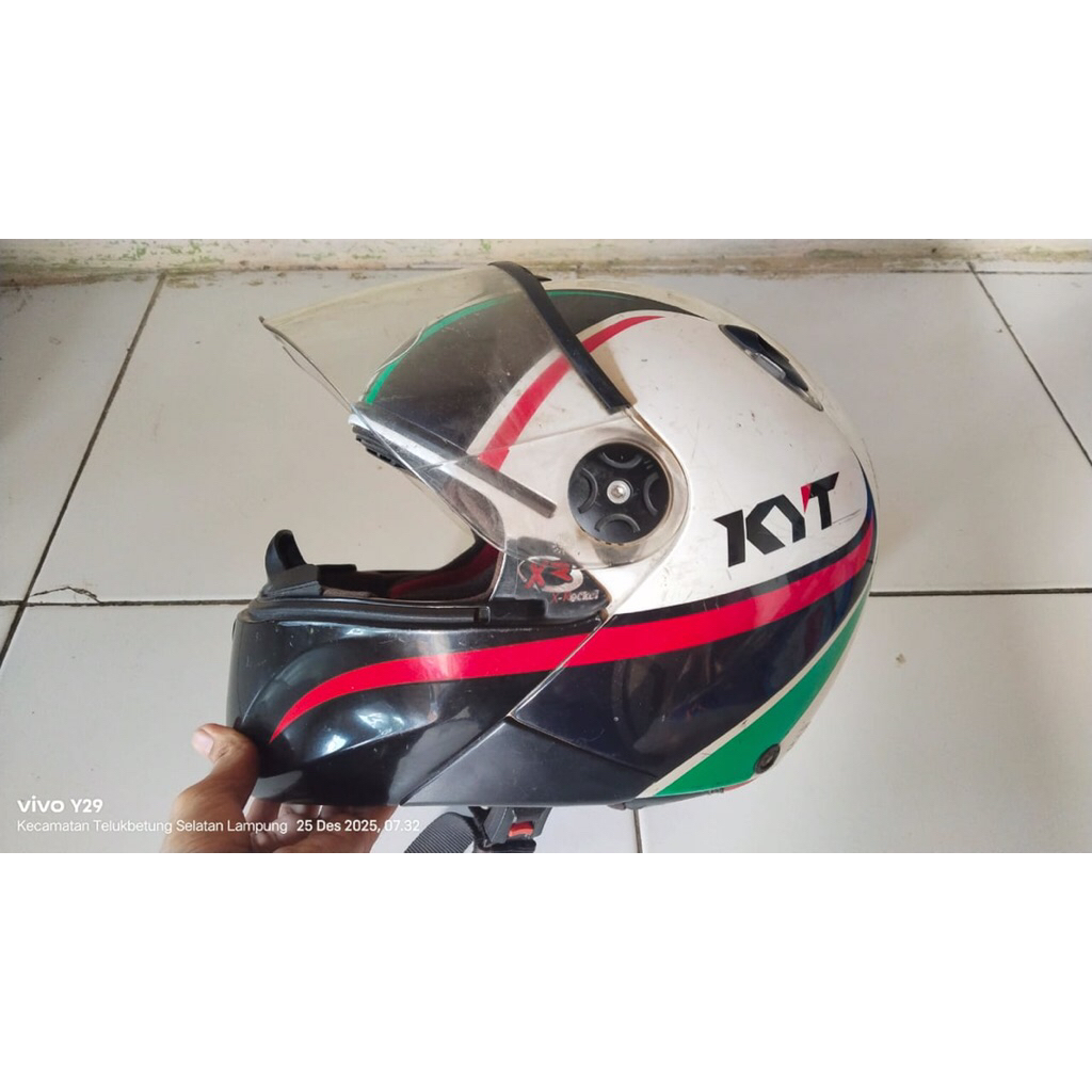 helm kyt rocket second