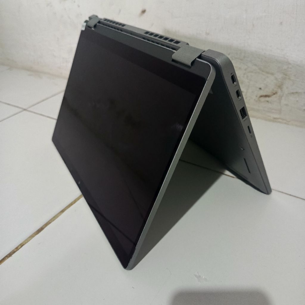 Laptop Dell 5320 Core i5 Gen11 RAM 8GB Touchscreen bisa lipat 360°