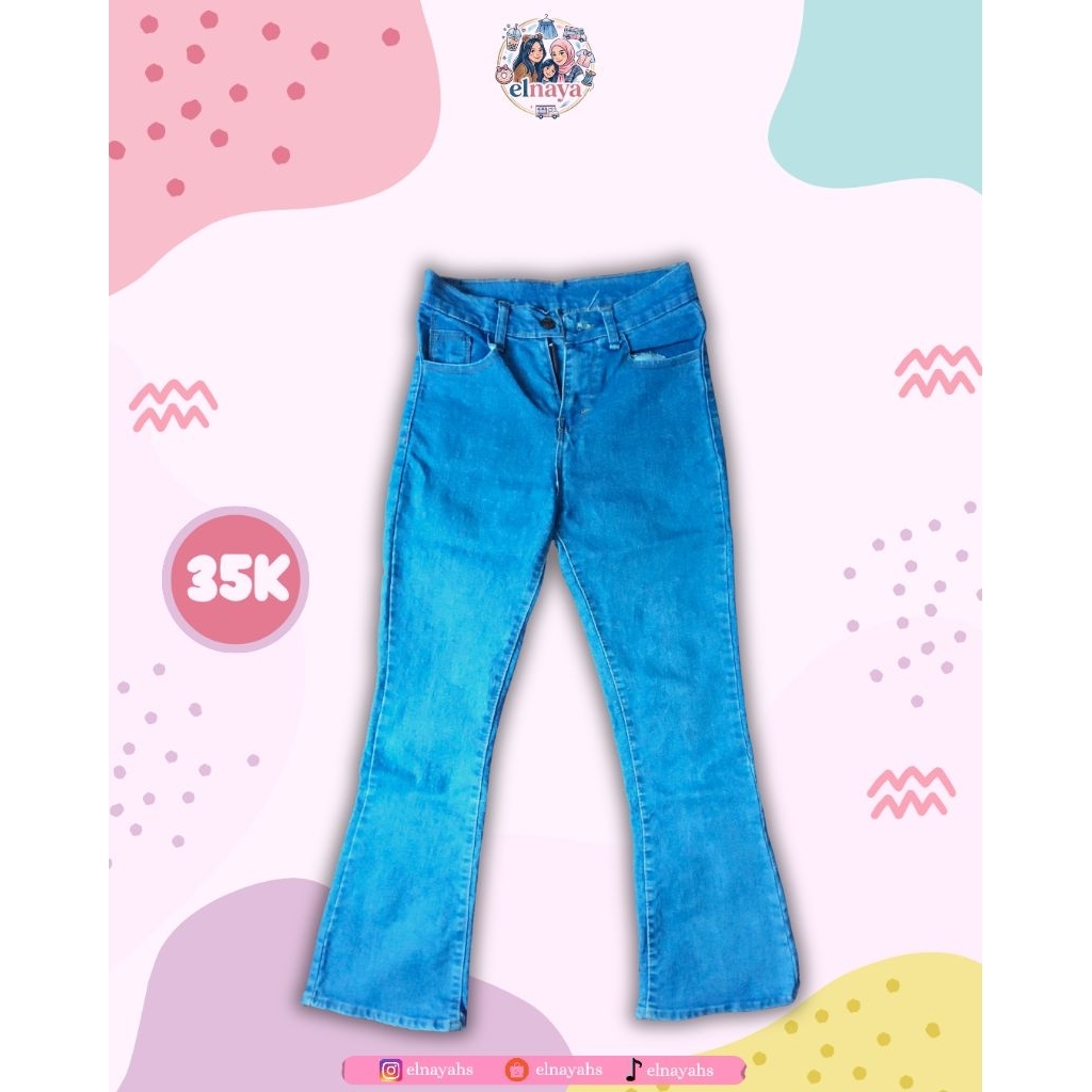 Jeans Slim Bootcut Wanita