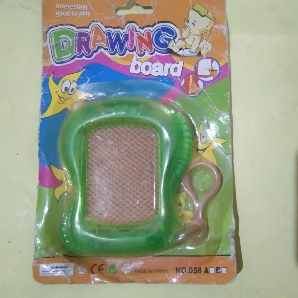 gantungan kunci papan tulis jadul