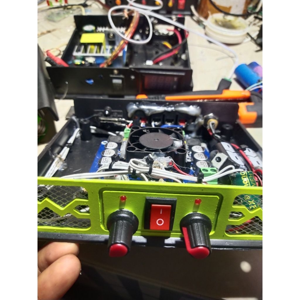 POWER AMPLIFIER BUILD UP  DC 12-24VOLT PLUS SMPS SIAP COLOK KE LISTRIK