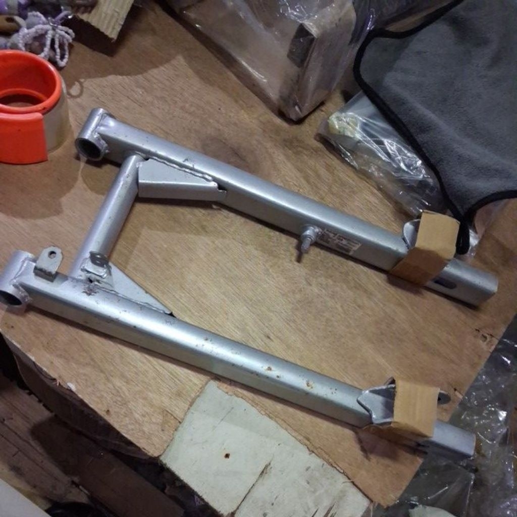 sasis swing arm fizr FIZR