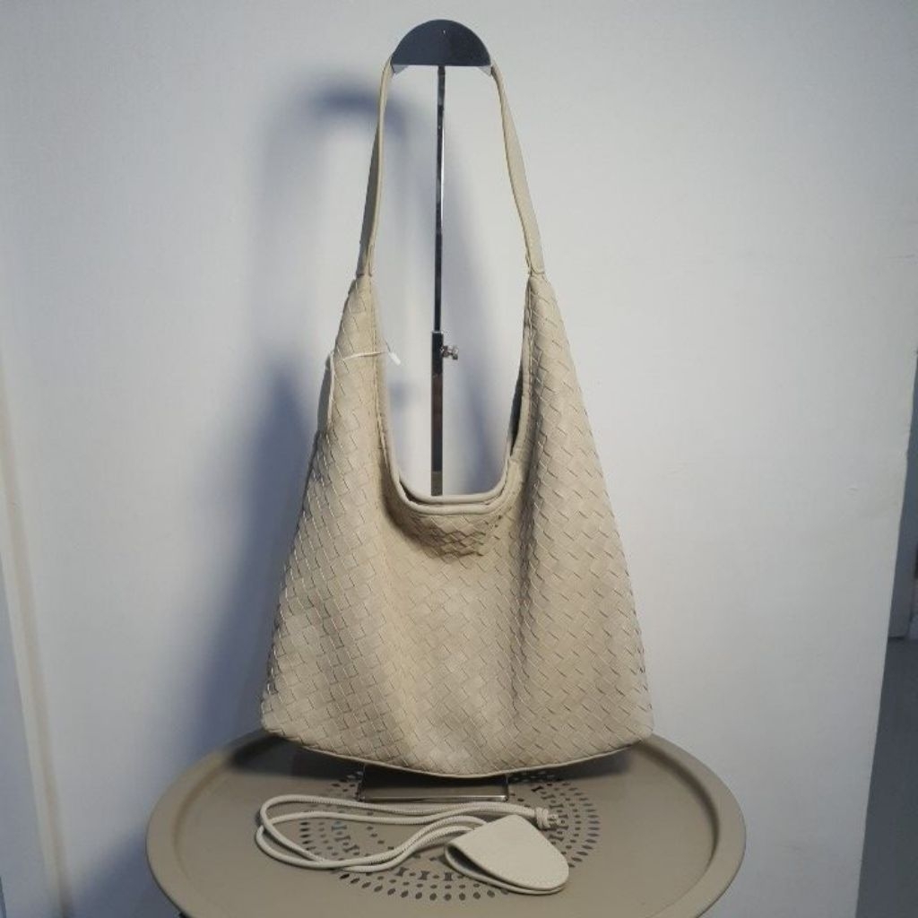 Tas Hobo Anyam Kulas Grey 33x26x11 TDS88503